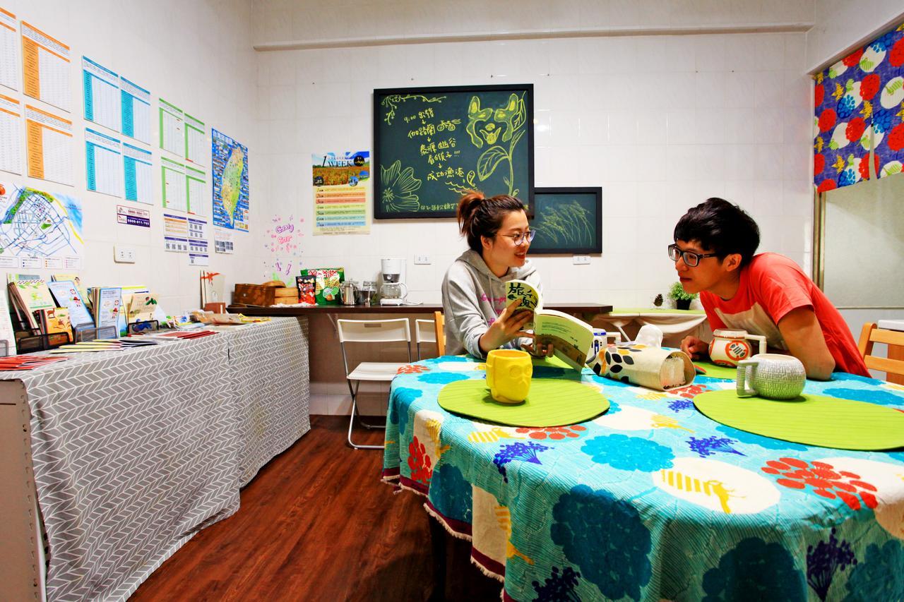 Navel Orange Hostel Taitung ภายนอก รูปภาพ